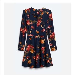 Nine Britton Cecillia Knit Twist Back Dress